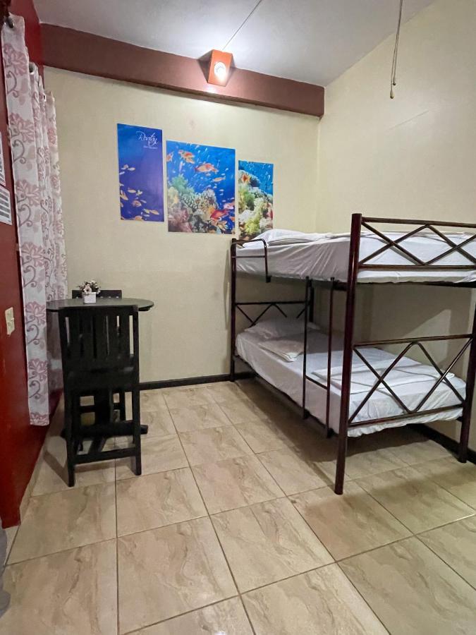 B Aparts Hotel Coxen Hole Екстер'єр фото